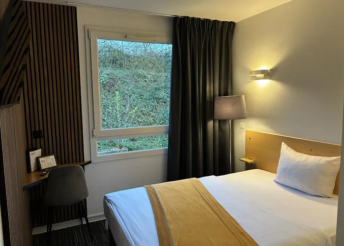 溢价酒店 2* 福尔巴克